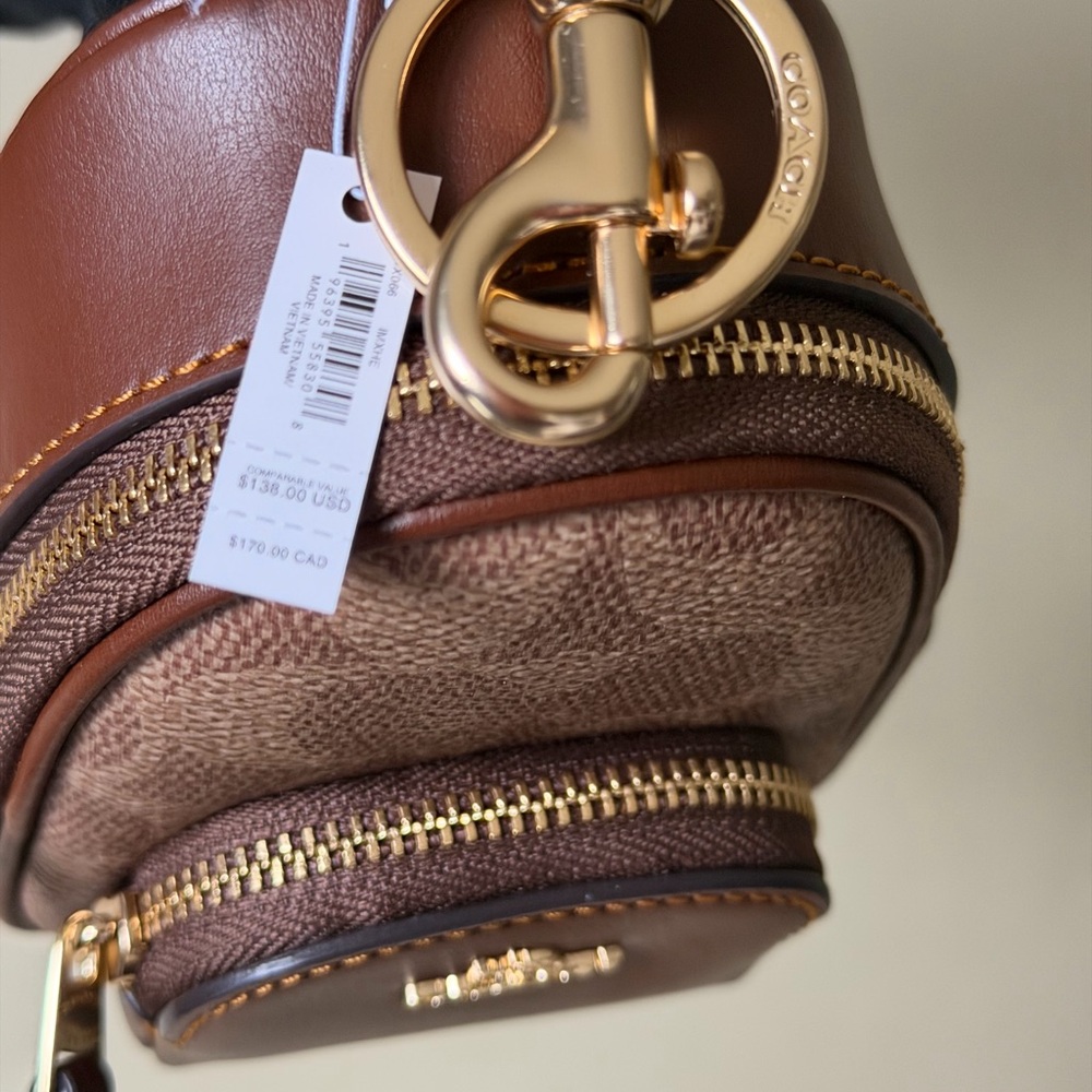 Coach Signature print Mini court Backpack, Bag charm Keychain. NWT. Authentic - Picture 3 of 12